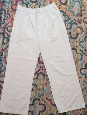 Mate The Label Tencel Twill Pleated Pant Bone Size Medium Like New